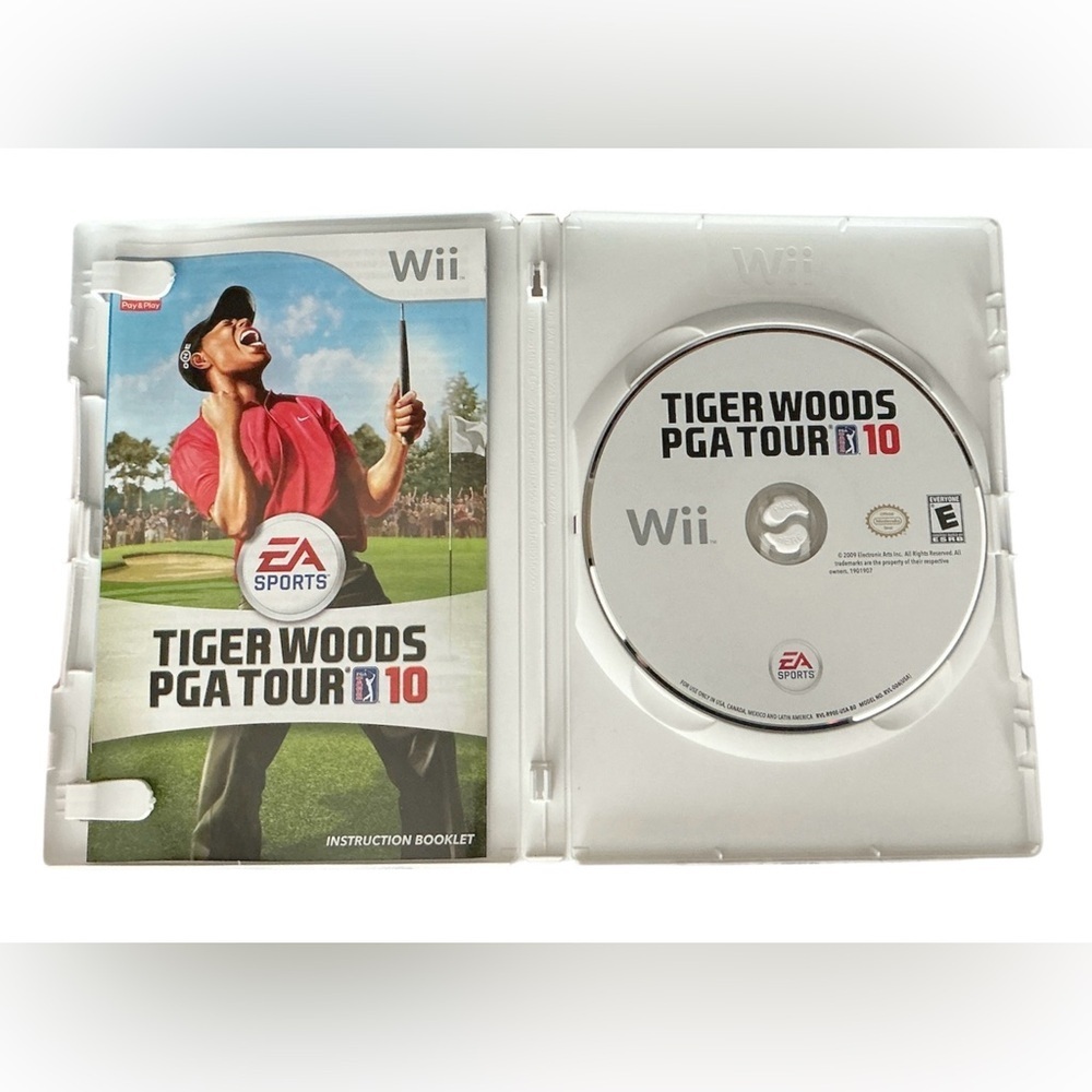 EA Sports Tiger Woods PGA Tour 10 for Nintendo Wii - Picture 2 of 4